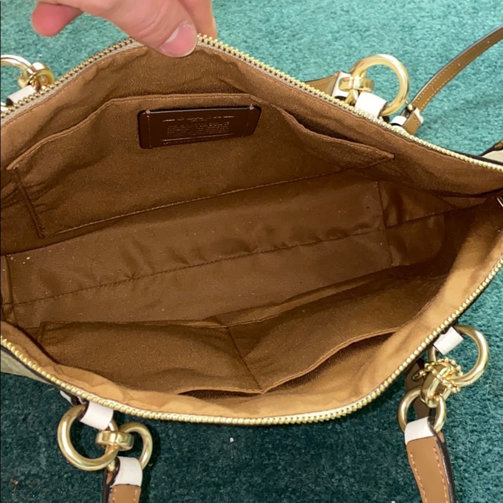 Coach Purse - Picture 2 of 4